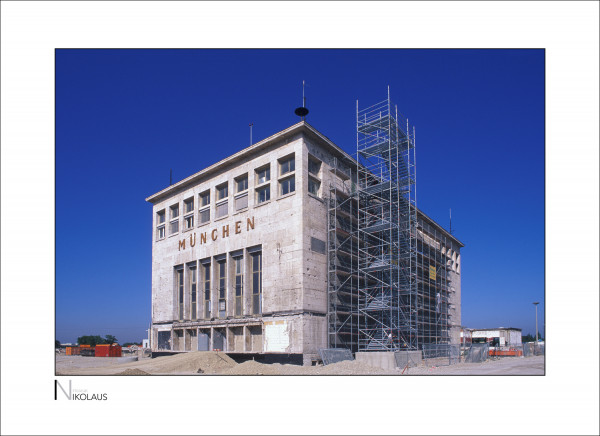 INDUSTRIEFOTOGRAFIE 4 Abfertigungshalle des Flughafens München Riem
