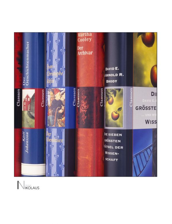 Buchrücken des Claasen Verlags